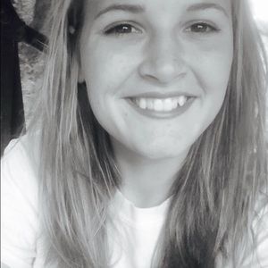 Meet your Posher, Renee