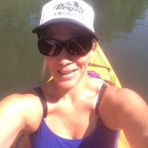 Meet your Posher, Angela