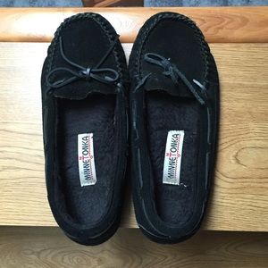 Women's Minnestonka Moccasins Size 10