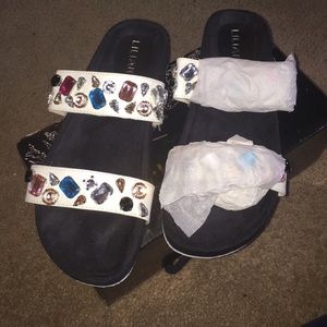 Sandals(New)