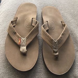 Men's RAINBOWS.. Never worn