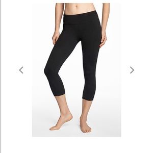 Fabletics Salar Capri
