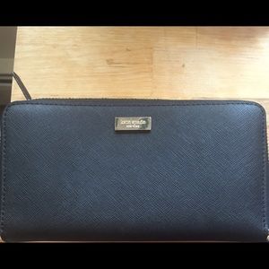 Black Kate Spade zip around wallet