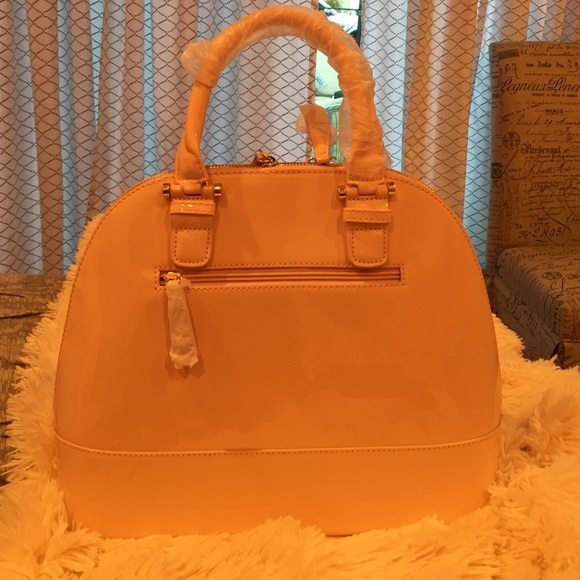 Handbag - Picture 1 of 2