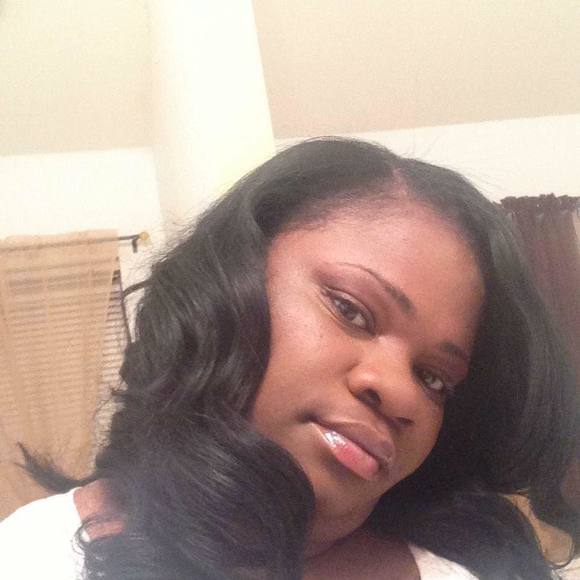 Meet your Posher, Sheinita - Picture 1 of 1