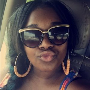 Meet your Posher, Amber