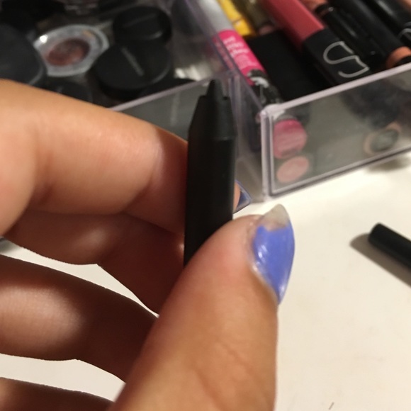 NARS eyeliner - Picture 2 of 3