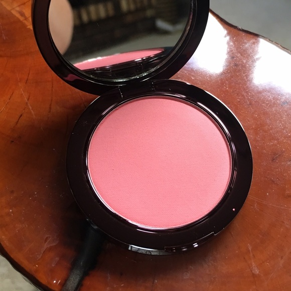 Makeup Geek Other - NIB Makeup Geek XOXO powder blush