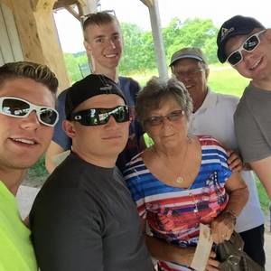 Meet your Posher, Marilyn