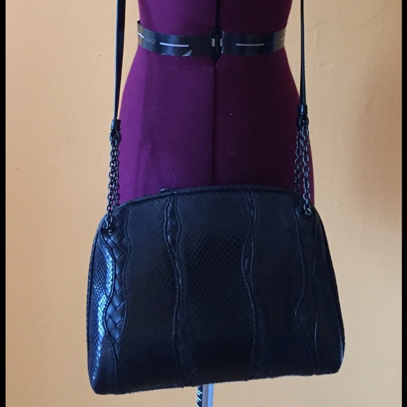 Bottega Veneta Nero Glimmer Cross Body Bag - Picture 1 of 4