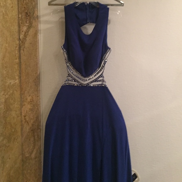 Blondie formal gown - Picture 4 of 4