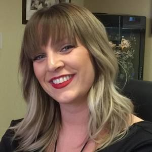 Meet your Posher, Janetta