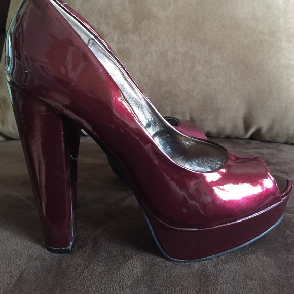 Peep toe Steve Madden heels - Picture 2 of 2