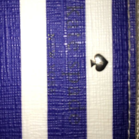 I'm selling a kate spade wallet/clutch !! - Picture 3 of 4