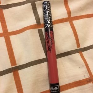 Kat Von D everlasting liquid lipstick double dare