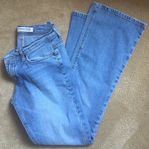 Express Jeans - Picture 1 of 3