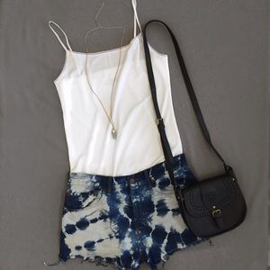 UO Levi's Hi-Waisted Cutoff Shorts