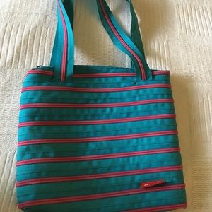 I'm selling a super cool bag is very unique!!