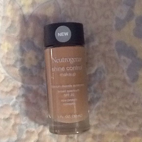 Neutrogena foundation