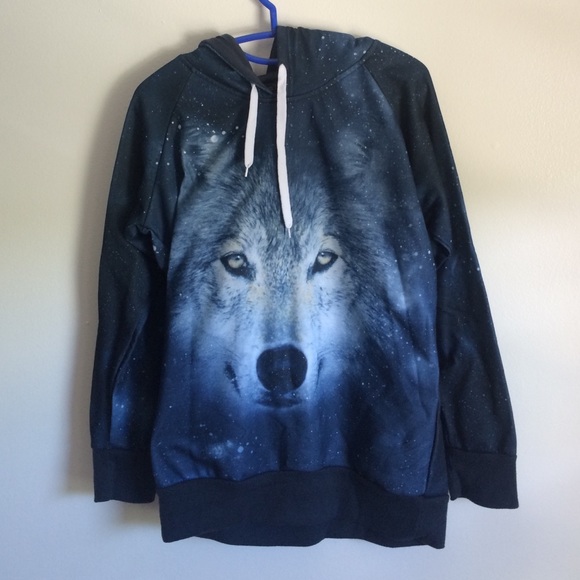 Wolf pullover sweater hoodie