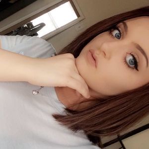 Meet your Posher, Pauline