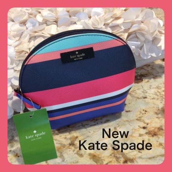 Kate Spade Handbags - New KATE SPADE Zippered Pouch w Tags On