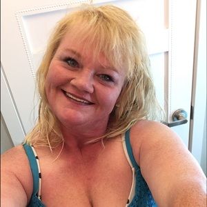 Meet your Posher, Brenda