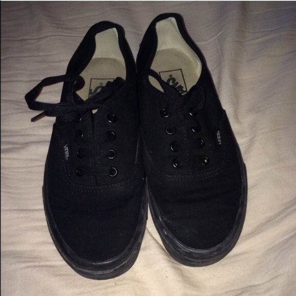 Black Vans *STILL 4 SALE- best price you'll find*