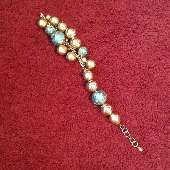 Unique statement bracelet - Picture 3 of 4