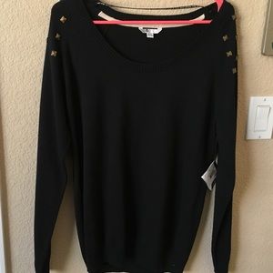 Volcom sweater
