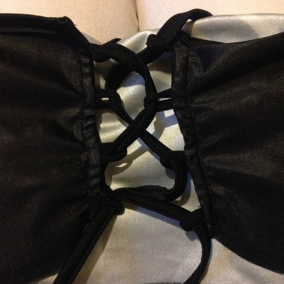 CLEARANCE "Mad Hatter" crop top - Picture 3 of 4