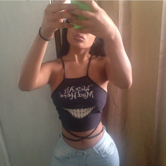 CLEARANCE "Mad Hatter" crop top - Picture 4 of 4