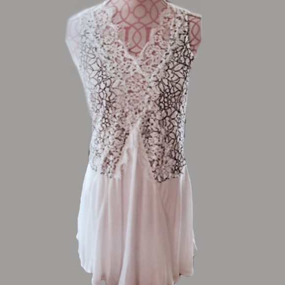 New white and black dress ❗️Closet Closing❗️ - Picture 5 of 5