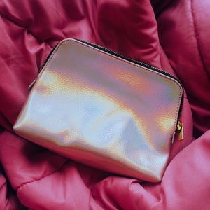 Holographic purse / wallet / makeup bag 💄