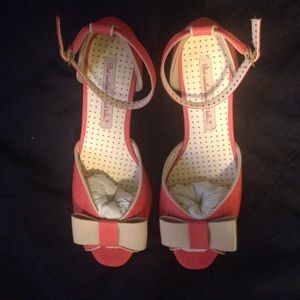 Bait footwear coral heels never worn