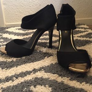 BCBG black heels