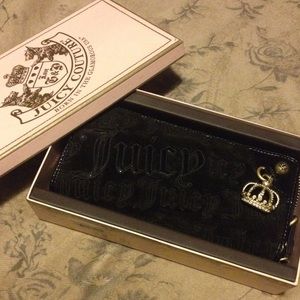 A juicy wallet brand new