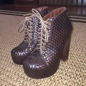 Brown woven heeled booties