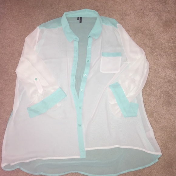 Two toned mint button down