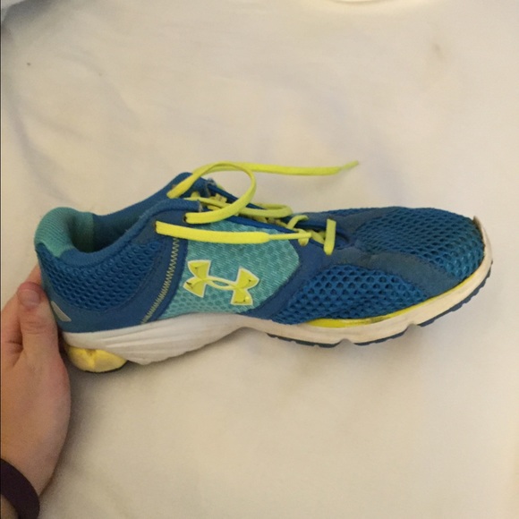 Under armor running shoes