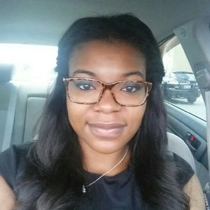 Meet your Posher, Sharaya