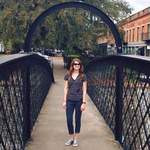 Meet your Posher, Jenn