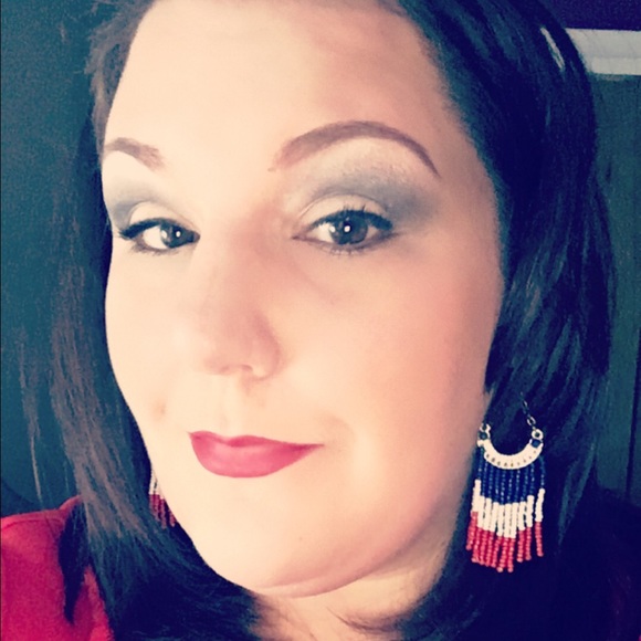 Meet your Posher, Catherine