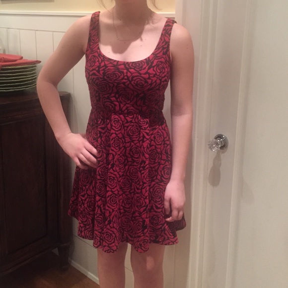 Sleeveless Floral Print Dress-New Pic