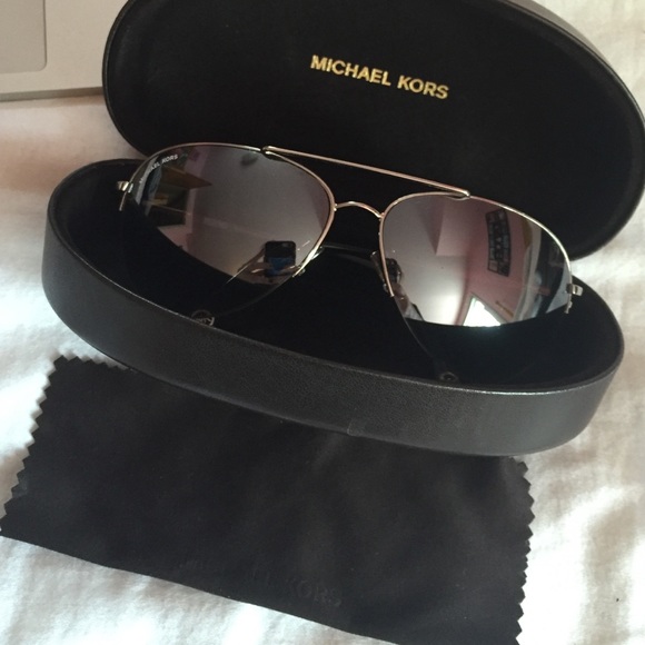 Michael Kors Sunglasses - Picture 2 of 4