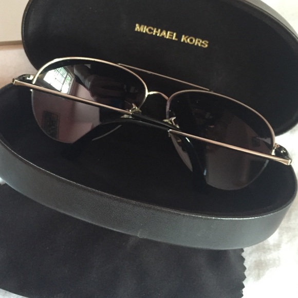 Michael Kors Sunglasses - Picture 3 of 4