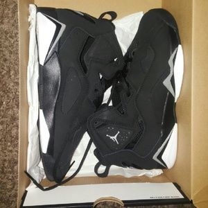 size 7 boys true flight Jordan's