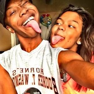 Meet your Posher, Latauya