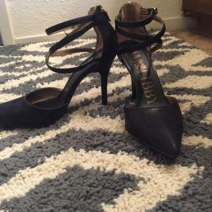 Sam & Libby by Target Black heels