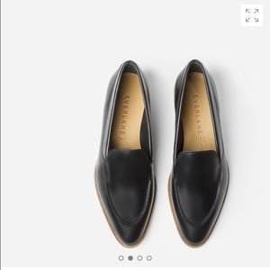 Everlane black leather modern loafer